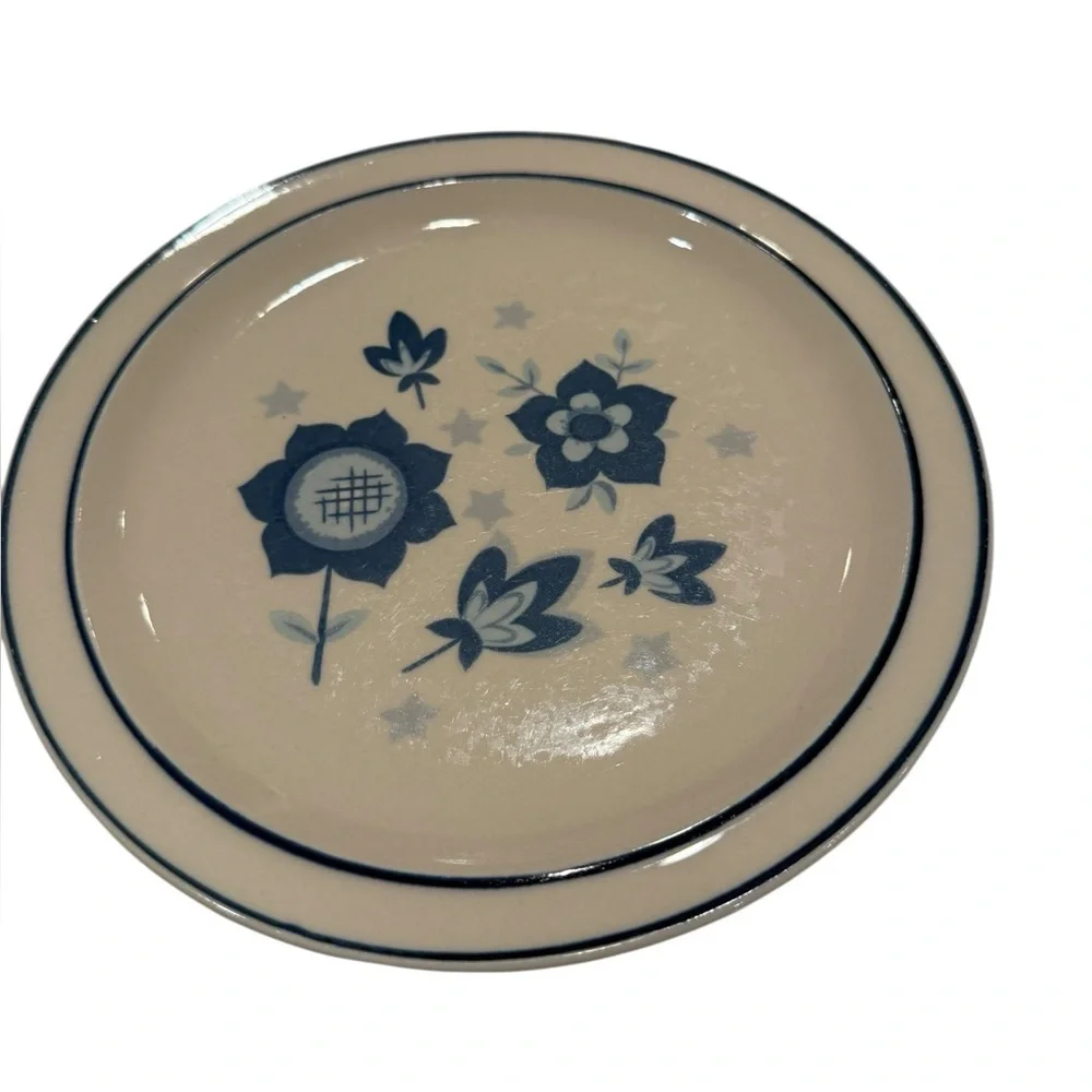 Daekor Designs Tudor Blue Stoneware Salad/Dessert Plates, Cottagecore Set of 3